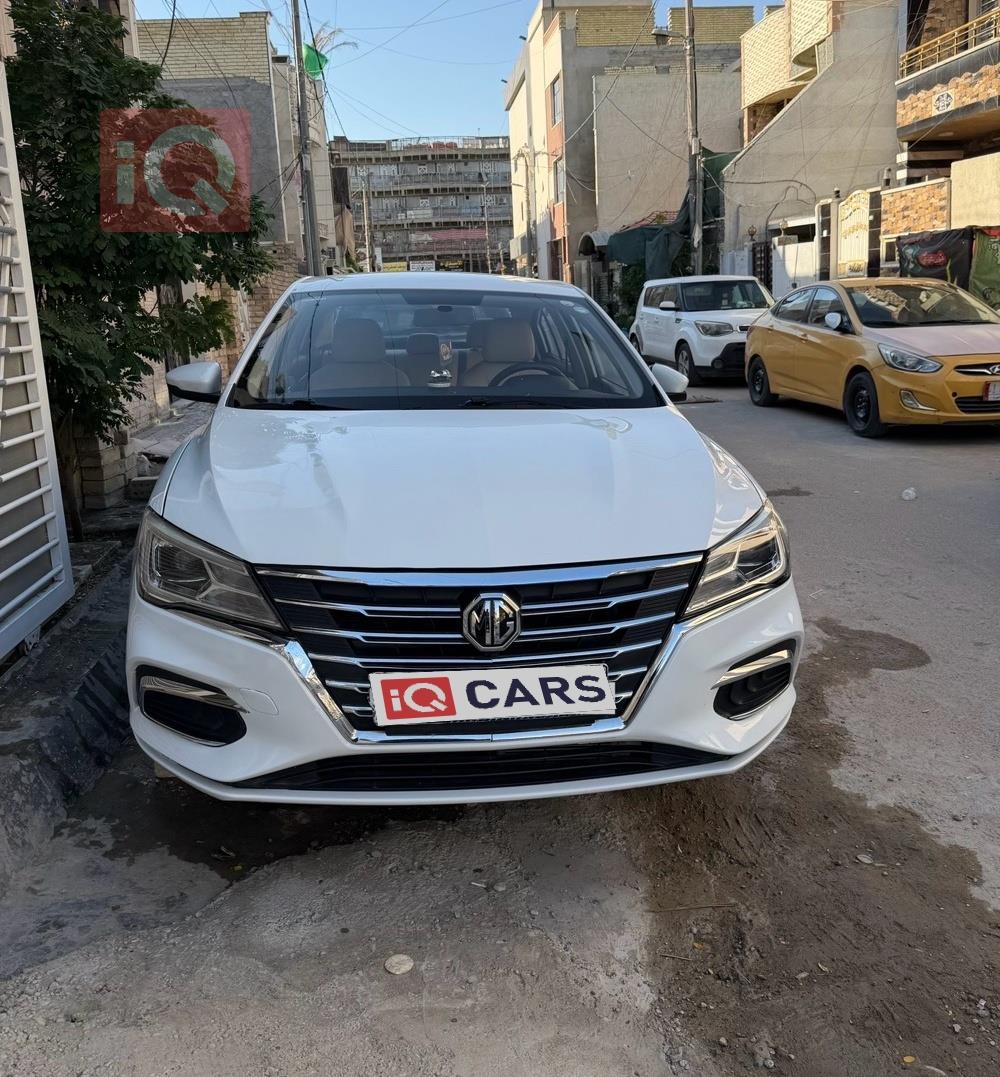 ام جي 5